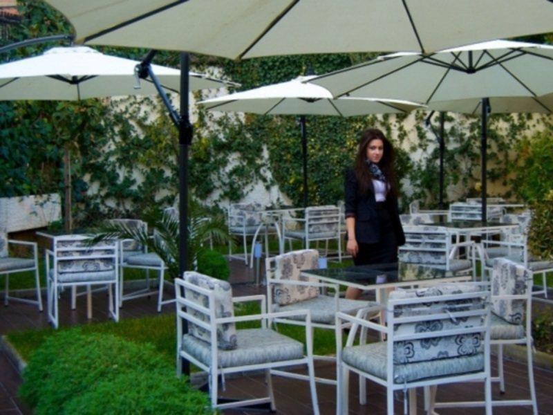 Hotel Eagle Tirana Bagian luar foto